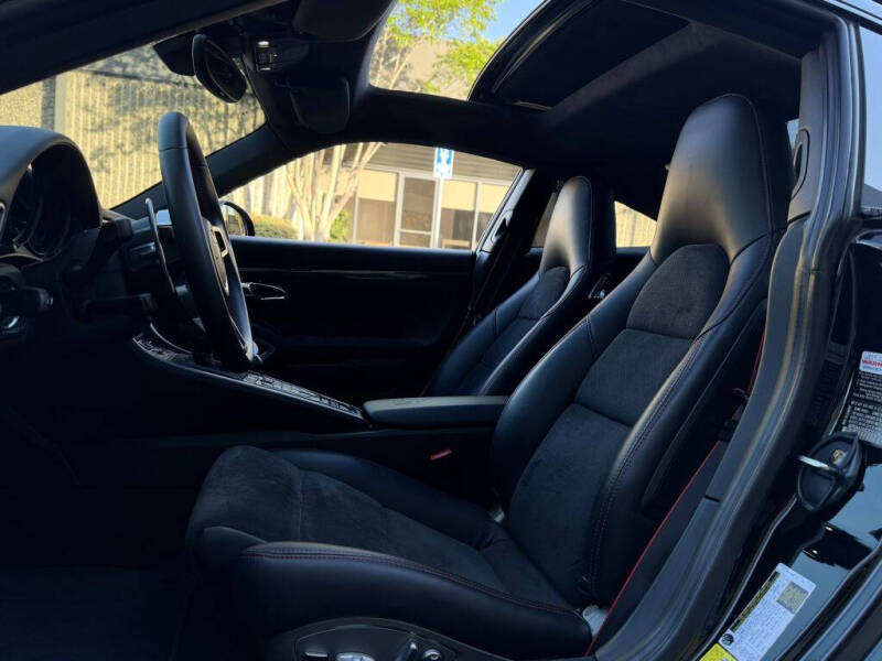 2012 Porsche 911 Carrera