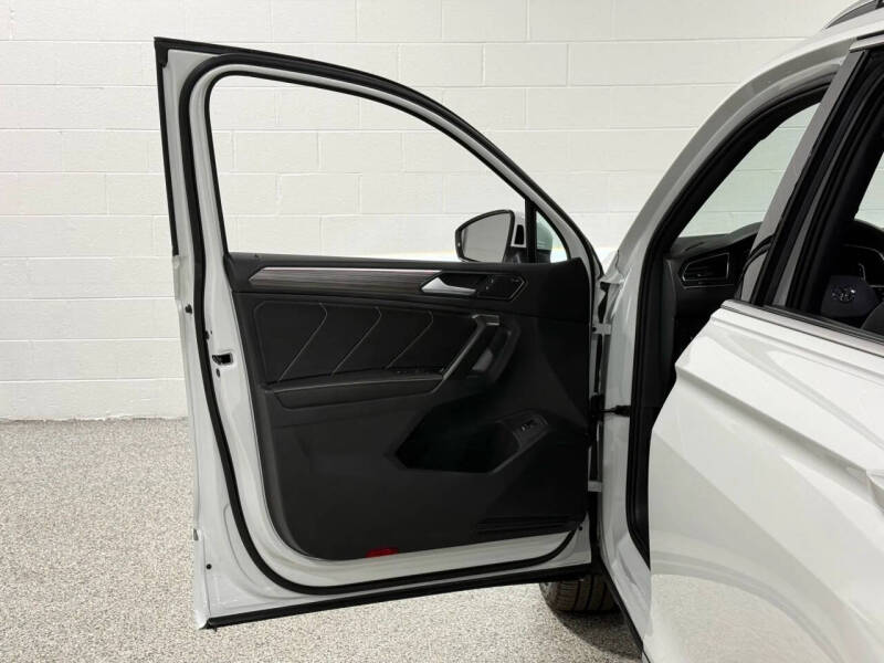 2024 Volkswagen Tiguan SEL R-Line 4Motion