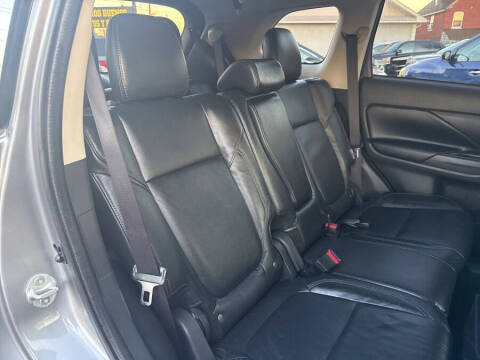 2020 Mitsubishi Outlander SEL