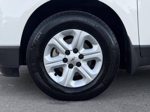 2011 Chevrolet Traverse LS