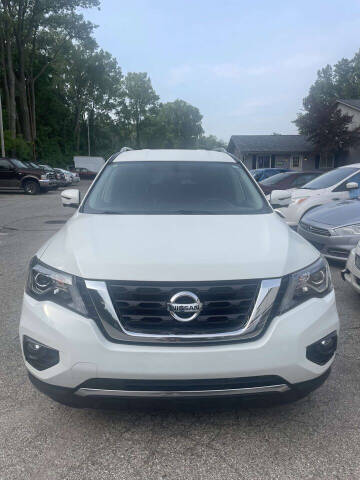 2019 Nissan Pathfinder for sale at Busbee's Auto Sales in Coopersville MI