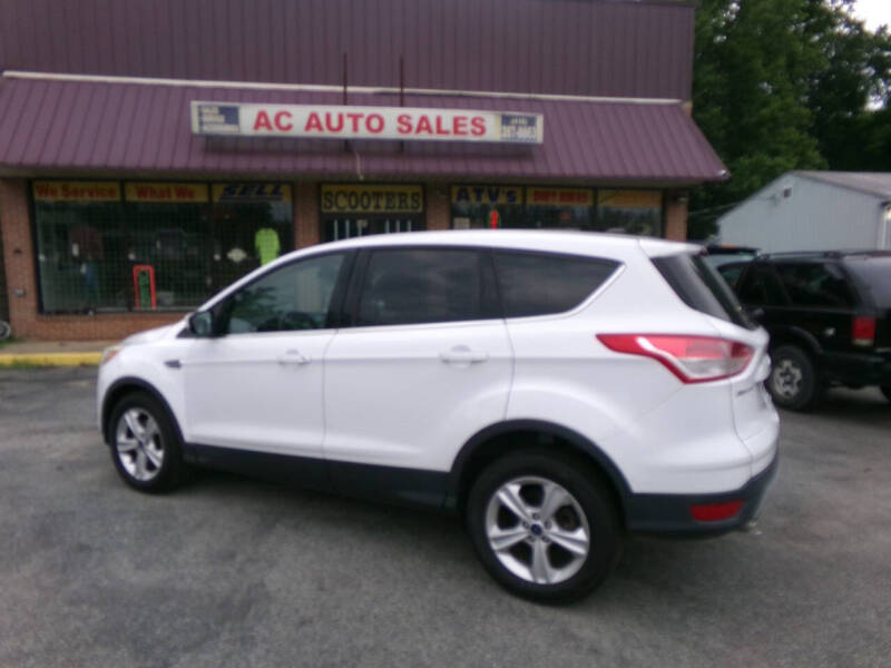 2015 Ford Escape SE