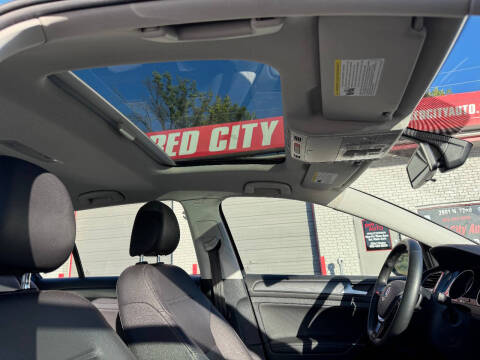 2020 Volkswagen Golf TSI