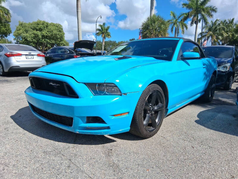 2014 Ford Mustang V6
