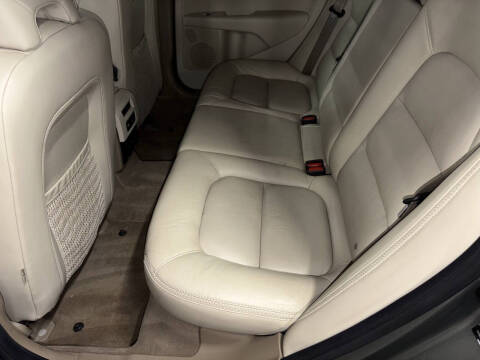 2010 Volvo XC70 3.2