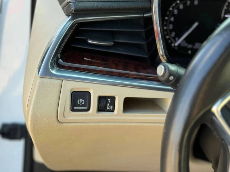 2018 Cadillac XT5 Luxury