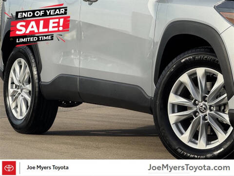 2025 Toyota Corolla Cross LE