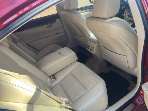 2013 Lexus ES 300h