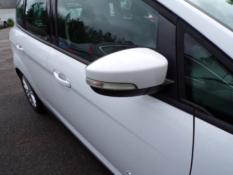 2017 Ford C-MAX Hybrid SE