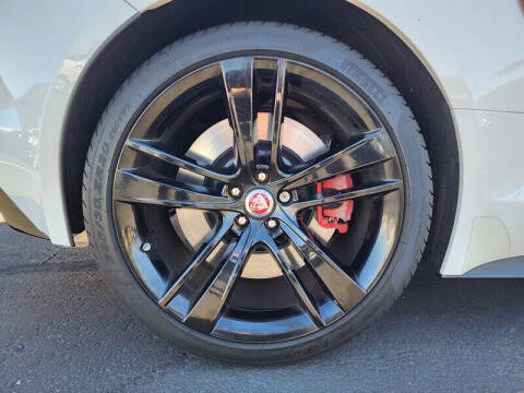 2015 Jaguar F-TYPE V8 S