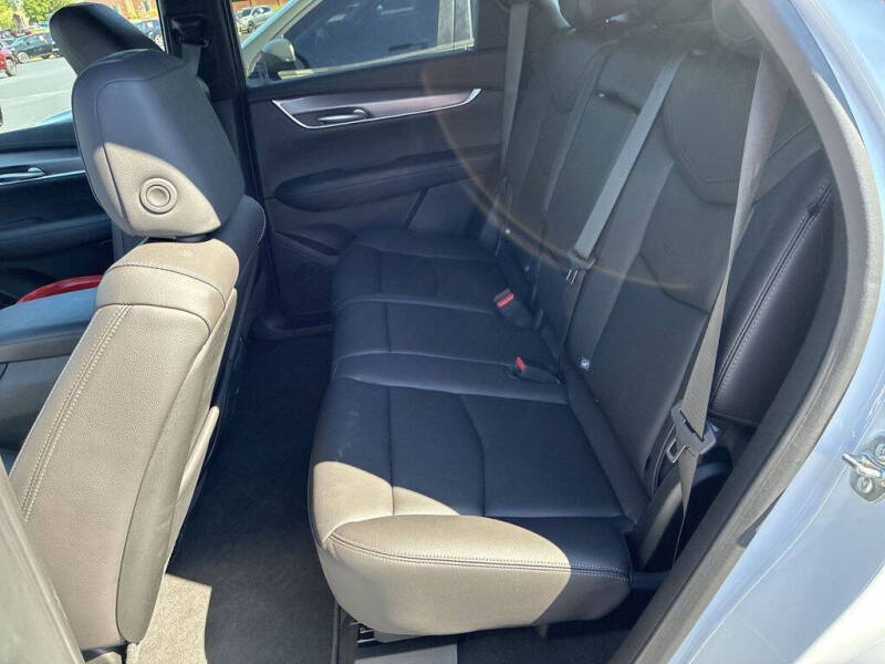 2025 Cadillac XT5 Luxury