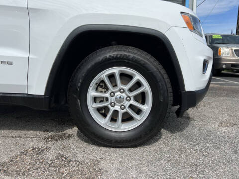 2016 Jeep Grand Cherokee Laredo E