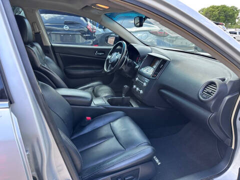 2014 Nissan Maxima