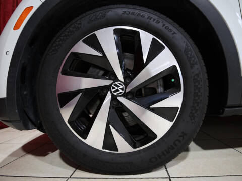 2023 Volkswagen ID.4 Pro