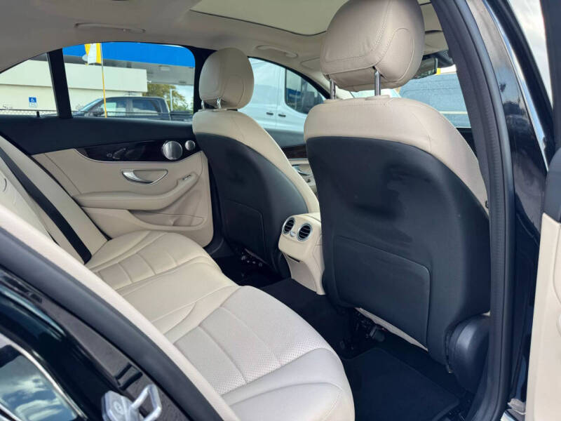 2021 Mercedes-Benz C-Class C 300