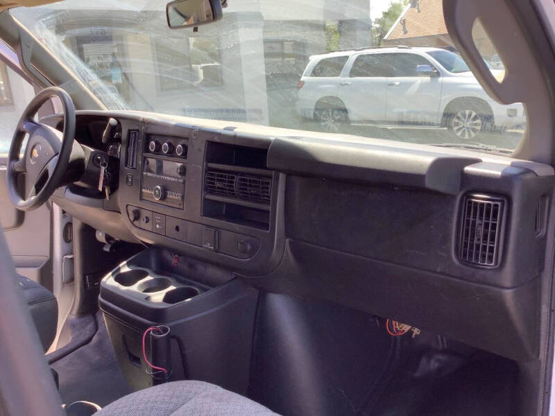 2016 Chevrolet Express 2500