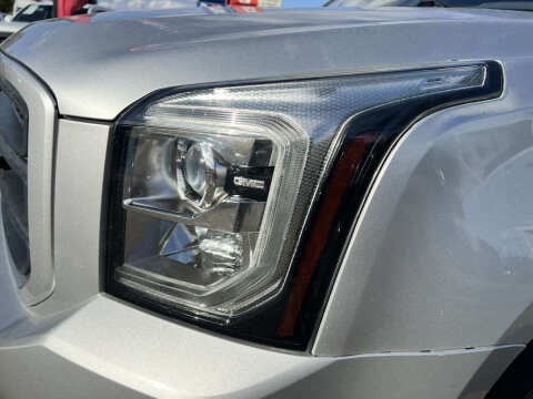 2017 GMC Yukon SLE