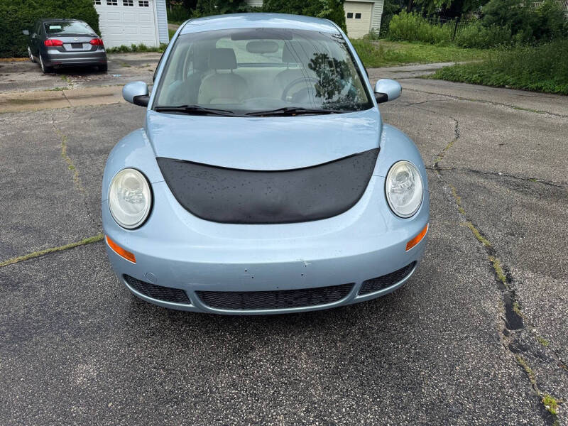2010 Volkswagen New Beetle