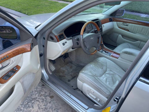 2001 Lexus LS 430
