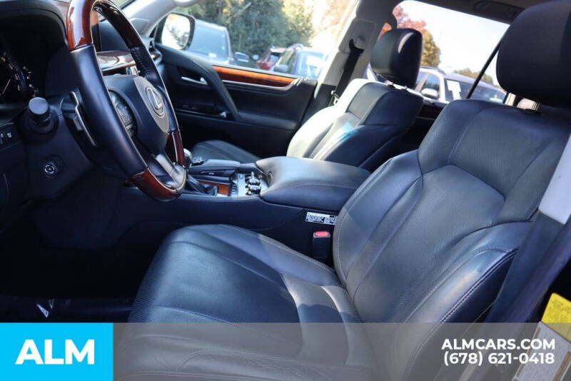 2020 Lexus LX 570 Two-Row