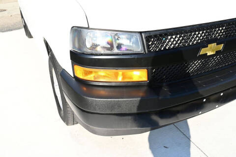 2023 Chevrolet Express 2500