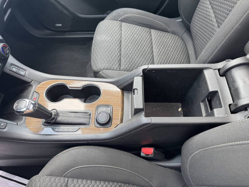 2019 GMC Acadia SLE-2