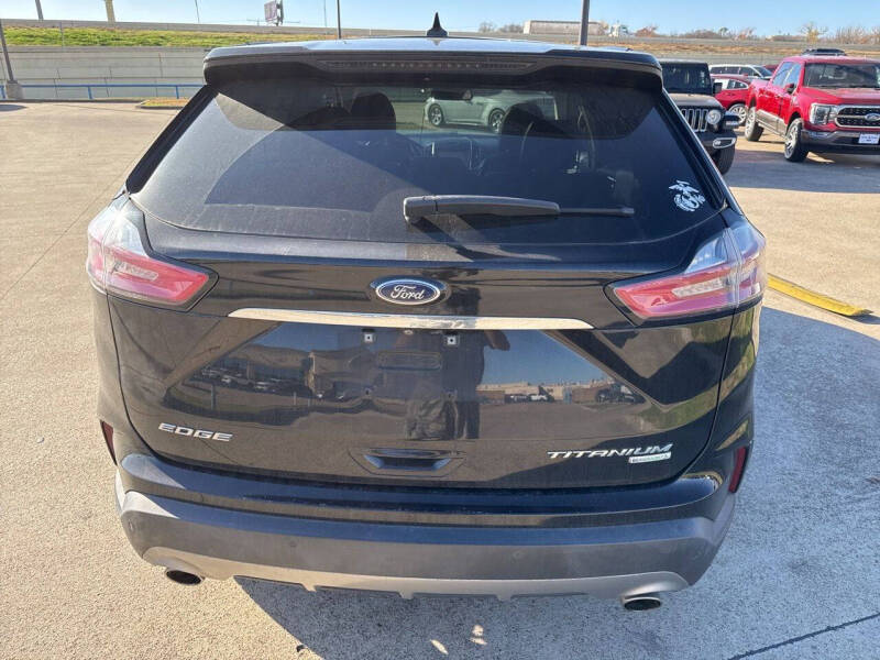 2019 Ford Edge Titanium