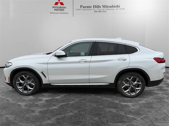 2023 BMW X4 xDrive30i
