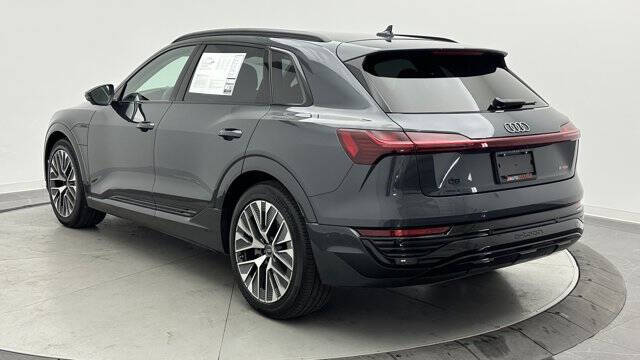 2024 Audi Q8 e-tron quattro Premium Plus