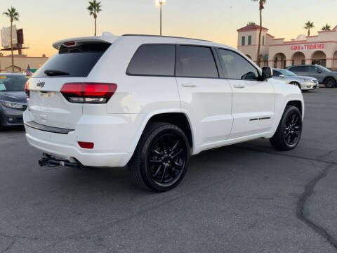 2017 Jeep Grand Cherokee Altitude