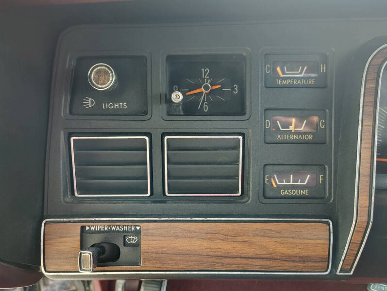 1975 Chrysler New Yorker