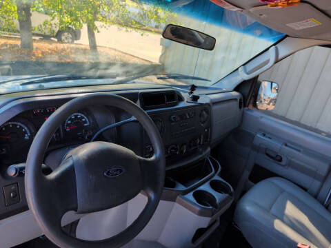 2013 Ford E-Series E-250