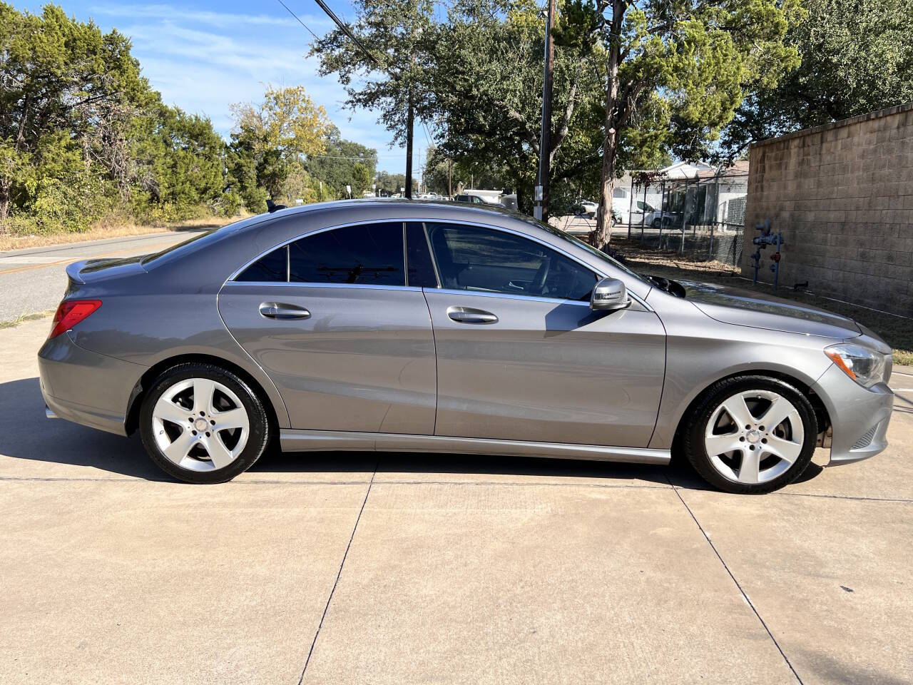 Used Car 2016 Mercedes-benz Cla  Cla 250 4matic Awd 4dr Sedan For Sale Under $15,000 In Austin, Texas