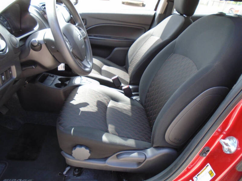 2024 Mitsubishi Mirage ES