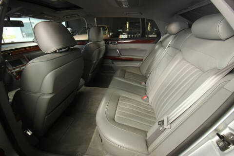 2004 Volkswagen Phaeton V8