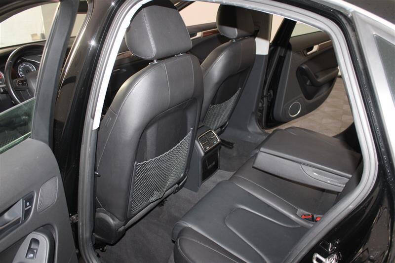 2010 Audi A4 2.0T quattro Premium Plus