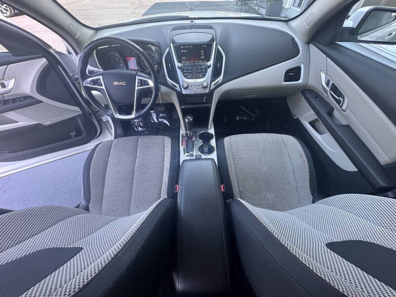 2017 GMC Terrain SLE-2