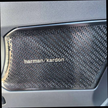 2022 Volvo XC40 T5 R-Design