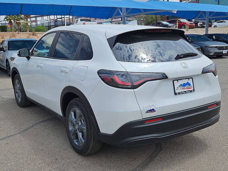 2027 Honda HR-V LX