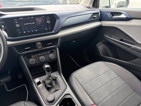 2022 Volkswagen Taos SE 4Motion