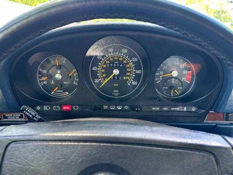 1986 Mercedes-Benz 560-Class 560 SL