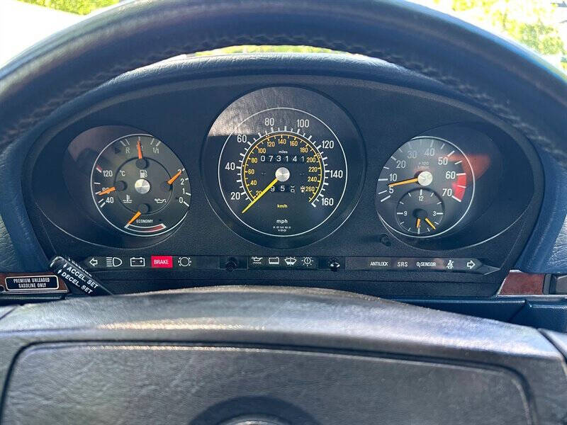 1986 Mercedes-Benz 560-Class 560 SL