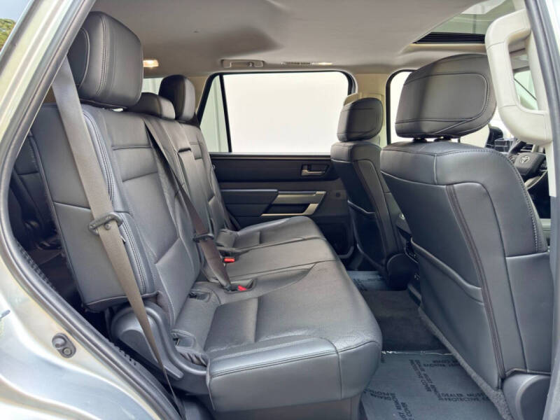 2023 Toyota Sequoia SR5