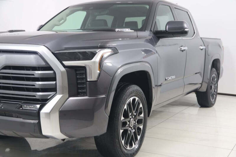 2023 Toyota Tundra Limited HV