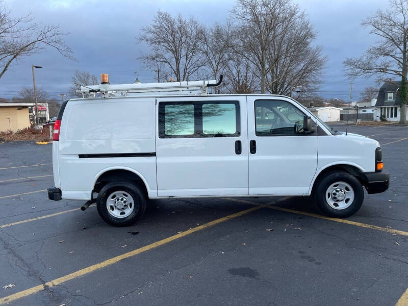 2011 Chevrolet Express 2500