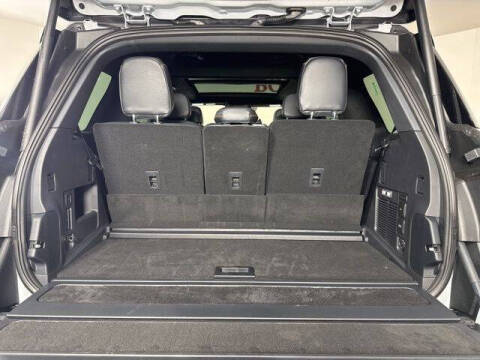 2025 Lincoln Navigator Black Label