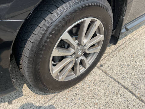 2015 Nissan Pathfinder SV