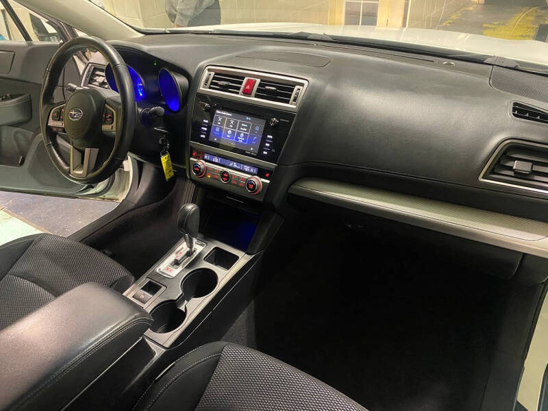 2016 Subaru Outback 2.5i Premium