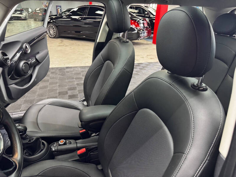 2019 MINI Hardtop 4 Door Cooper