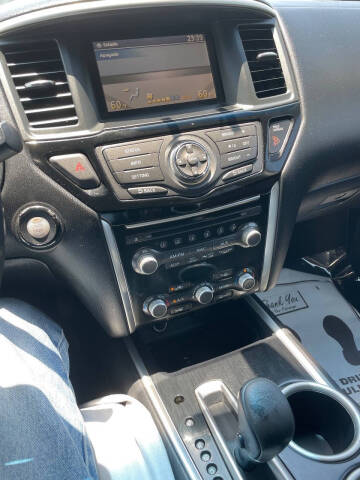 2013 Nissan Pathfinder SV